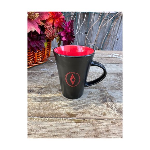 Radio Amateurs of Canada Ceramic Coffee Mug Black Red - Picture 1 of 7